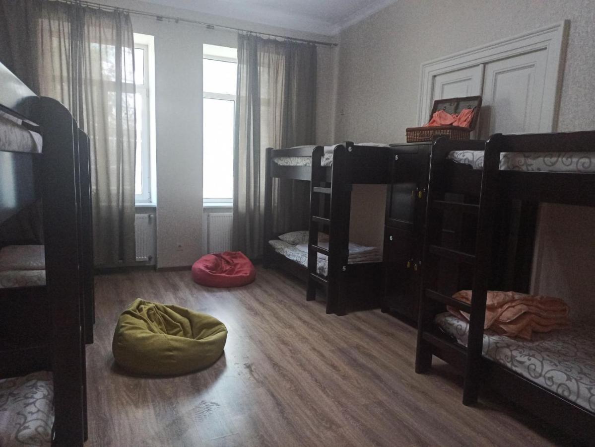 Hostel Q ,15 Хв До Жд Вокзалу Lviv Kültér fotó