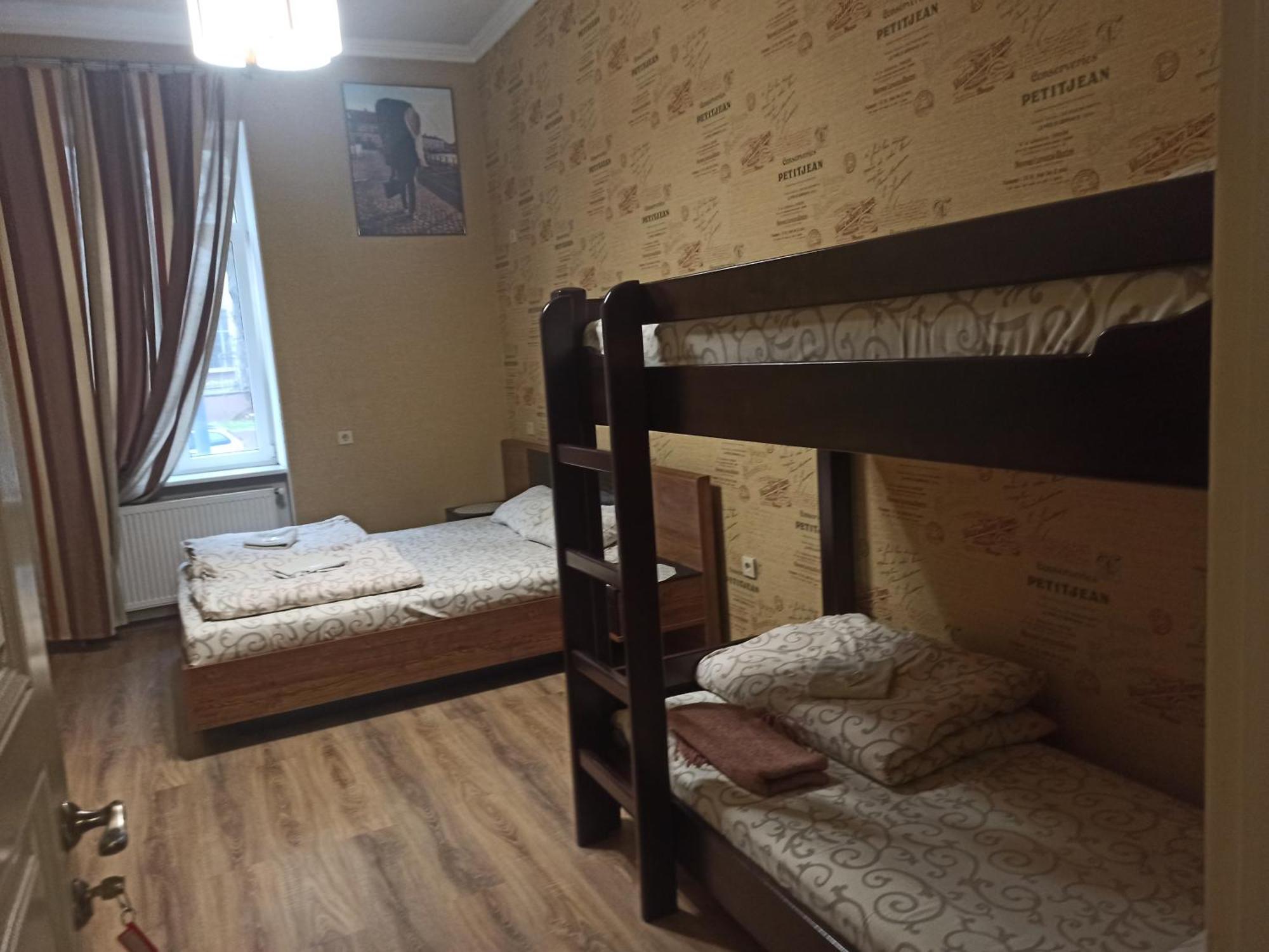 Hostel Q ,15 Хв До Жд Вокзалу Lviv Kültér fotó