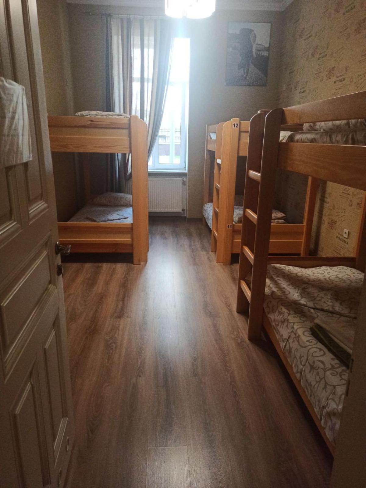 Hostel Q ,15 Хв До Жд Вокзалу Lviv Kültér fotó